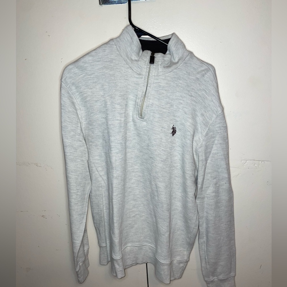 U.S Polo Assn quarter zip size L